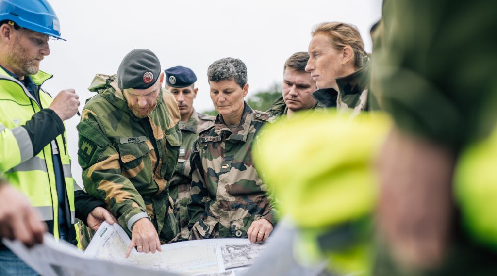 Forsvaret, sivile samarbeidspartnere og allierte styrker er på rekognosering og planlegging mottak i Fredrikstad på Borg havn i forkant av NATO øvelsen Cold Response 2022.