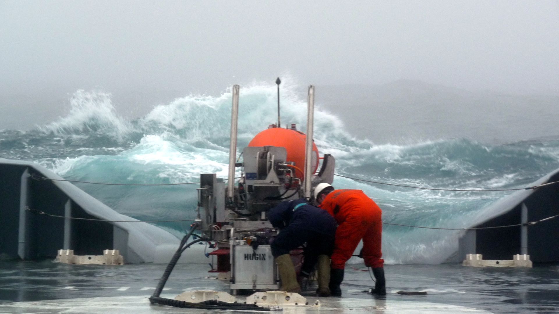 Hugin på dekk, klart for oppdrag i polhavet.