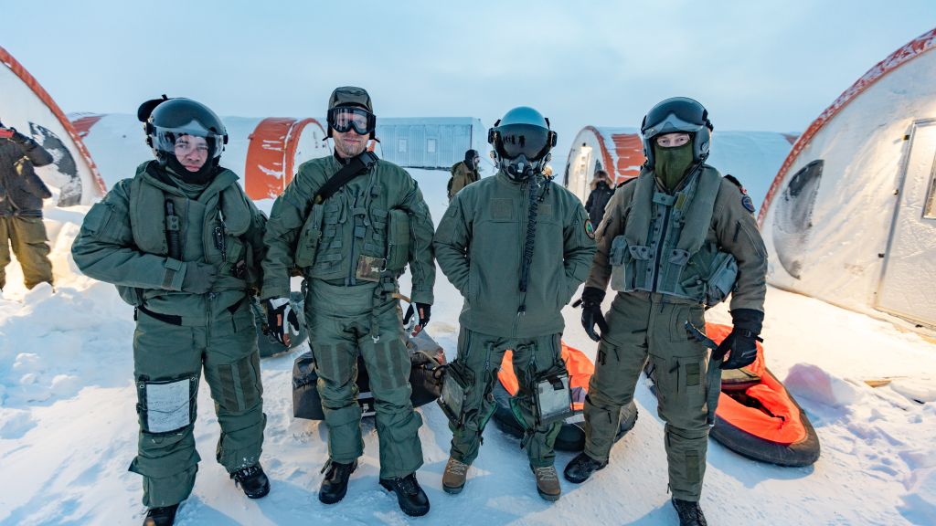 The ICE_PPR 2024 (International Coorperative Engagement Program for Polar Research) scientific trial took place in Resolute Bay, Nunavut in January 2024. Four countries (Norway, Finland, Sweden and Canada) tested the seat-packs that F18 and F35 pilots use when they eject from the aircraft. The goal of this study is to identify gaps in life-saving equipment and to assess pilots ability to survive for as long as possible with the gear present in their kits. Researchers from Defence Research and Development Canada (DRDC) and from FFI in Norway used health-monitoring equipment to track the core temperature and extremity temperature of the pilots while they were out in arctic conditions. The Aviation Life Saving Equipent (ALSE) kits were auditied for effectiveness throughout the trial.