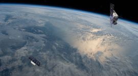 Grafisk fremstilling av tvillingsatellitter i verdensrommet med jorden i bakgrunnen