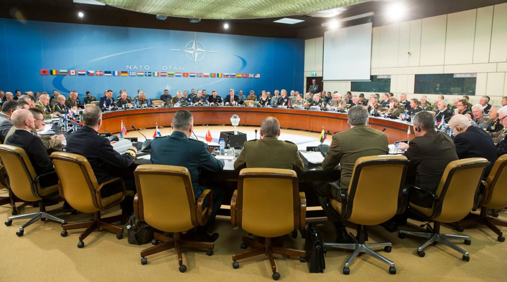 Bilde fra møterommet til Militærrådet, Nato