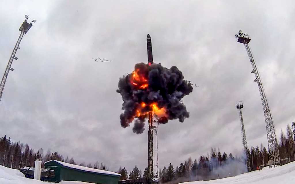 This handout video grab released by the Russian Defence Ministry on February 19, 2022, shows a Yars intercontinental ballistic missile launching during a training launch as part of the Grom-2022 Strategic Deterrence Force exercise at an undefined location in Russia. - Russia on February 19 successfully test-fired its latest hypersonic ballistic missiles, cruise missiles, and nuclear-capable ballistic missiles as part of 