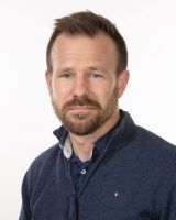 Portrettfoto av mann