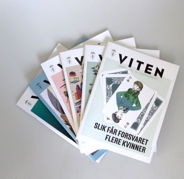 6 utgaver av magasinet Viten ligger i vifteform